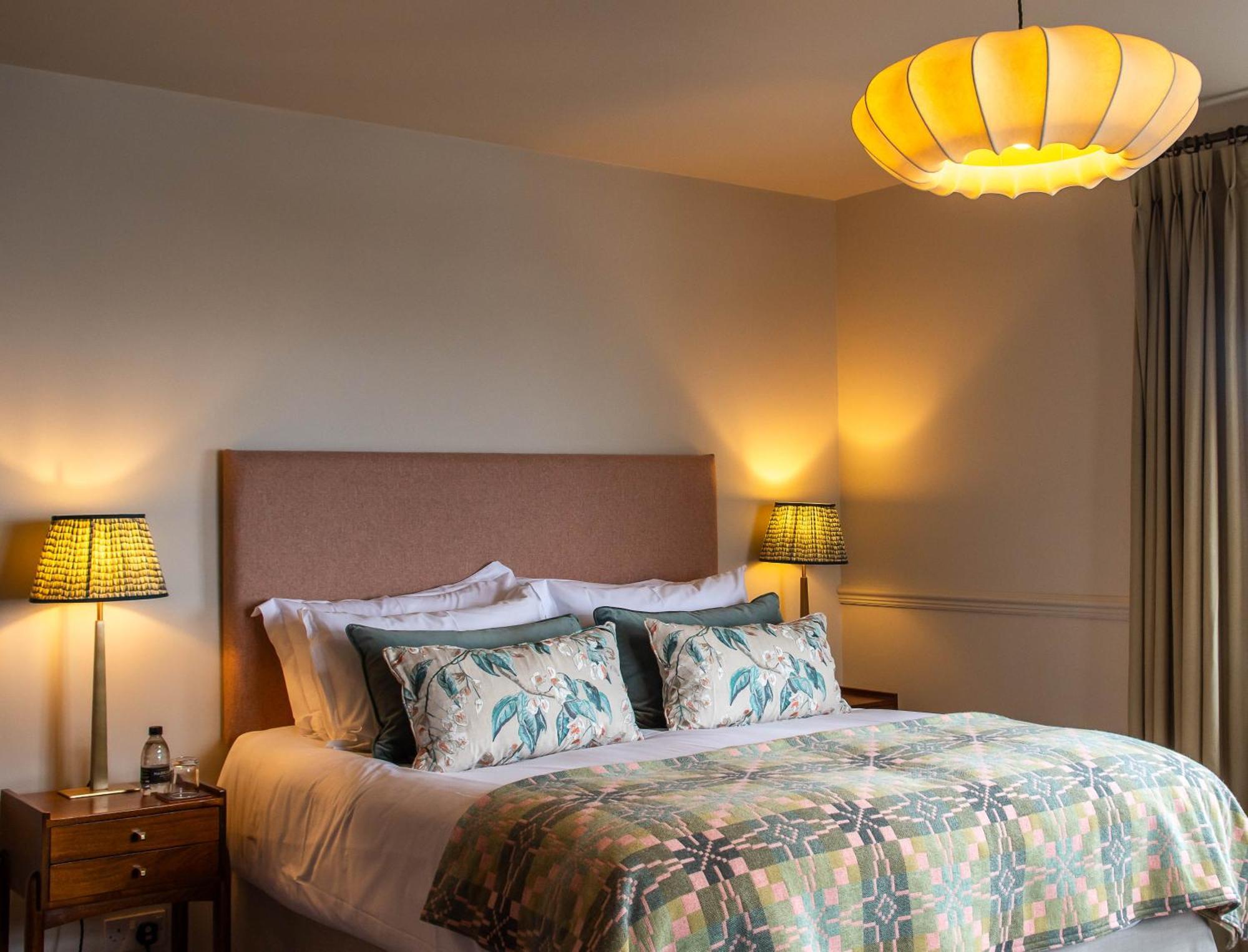 Hotel Victoria Robin Hood's Bay Exteriör bild
