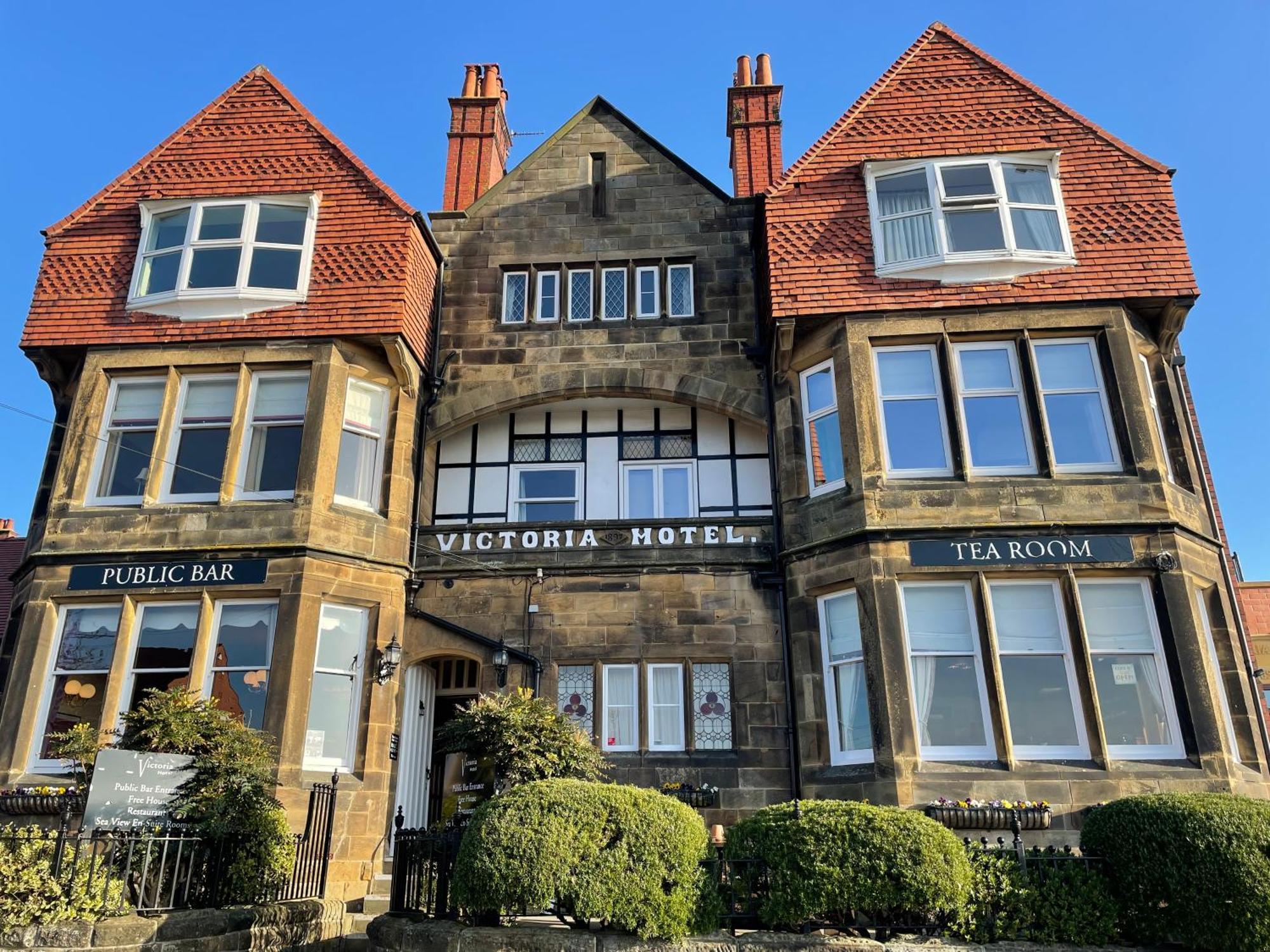 Hotel Victoria Robin Hood's Bay Exteriör bild