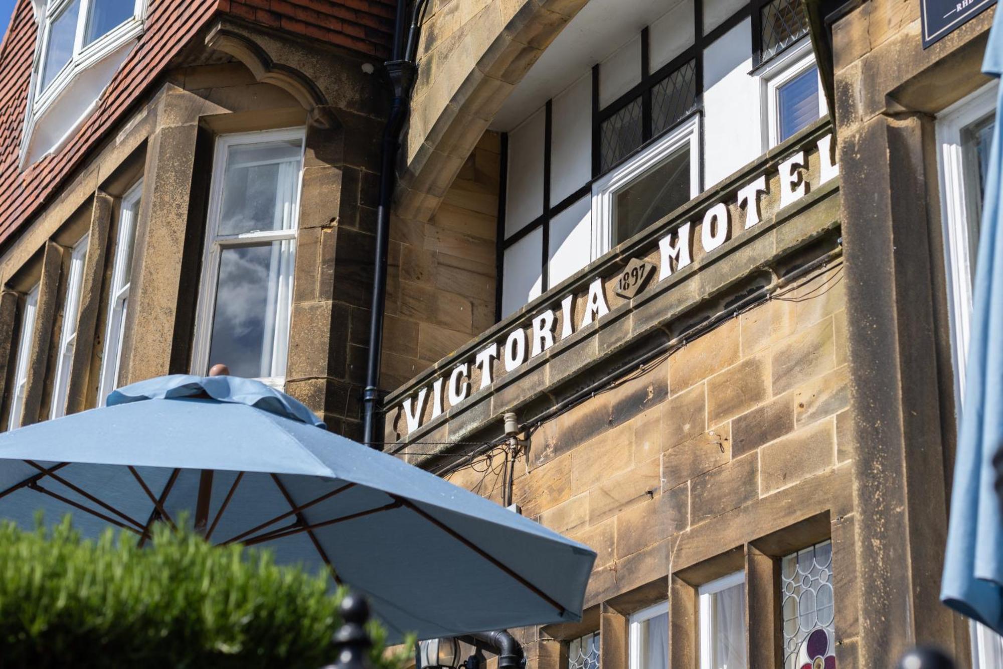 Hotel Victoria Robin Hood's Bay Exteriör bild