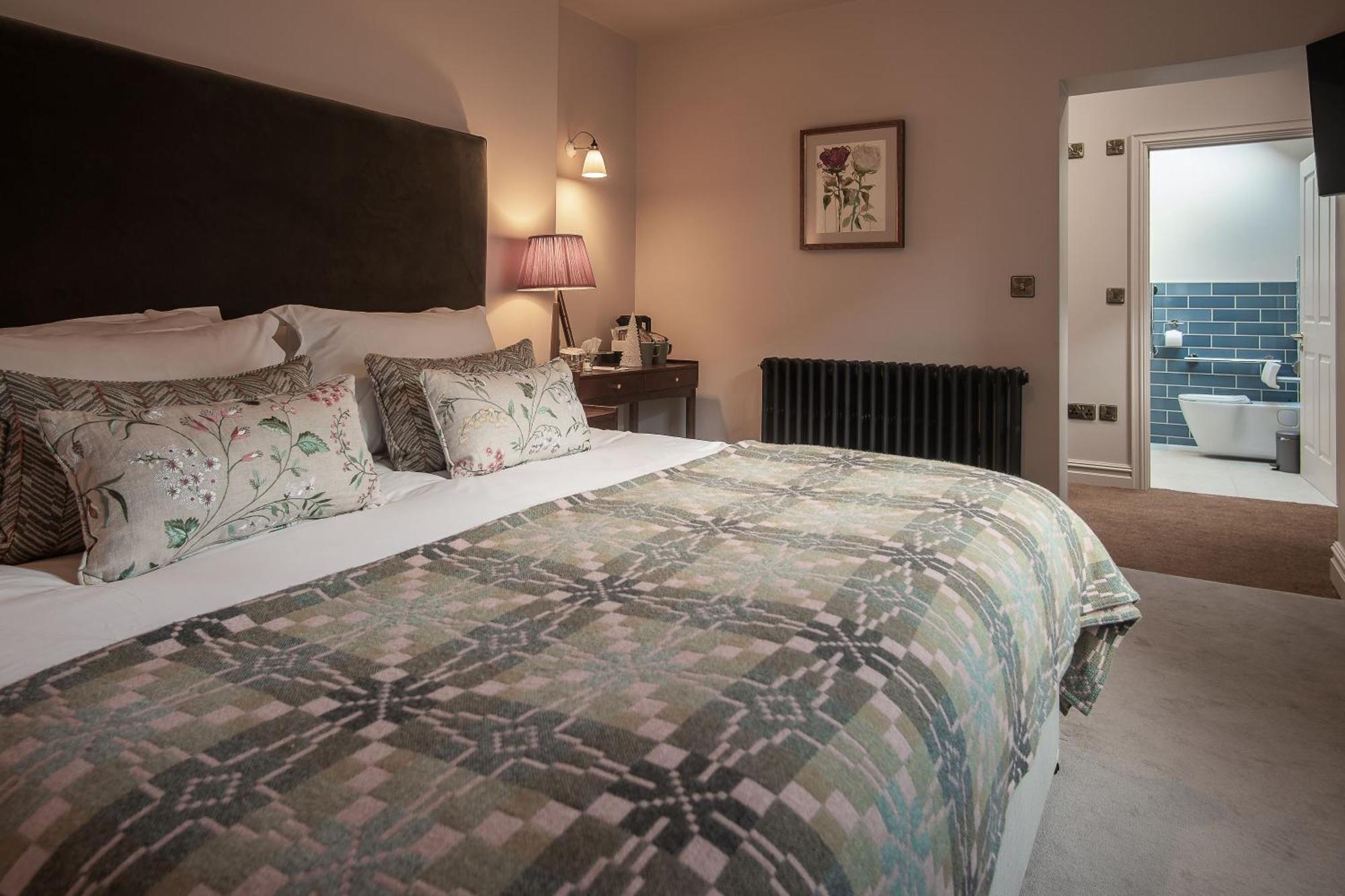 Hotel Victoria Robin Hood's Bay Exteriör bild